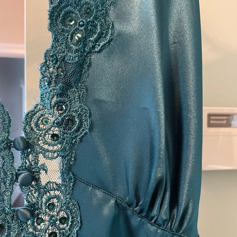 SLIP DRESS Beautiful! - Picture 3 of 9